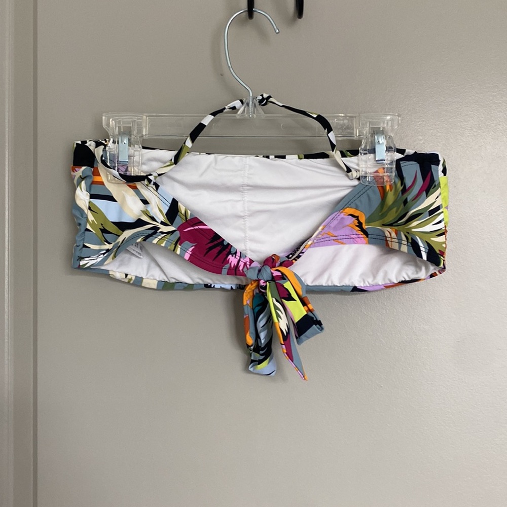 BCBGeneration Bikini Set - Picture 2 of 4